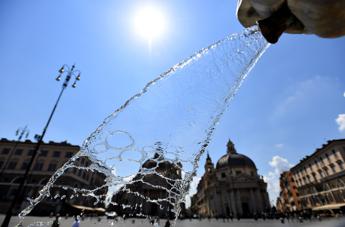 Caldo record, stop in arrivo: oggi scendono a 16 le città con bollino rosso