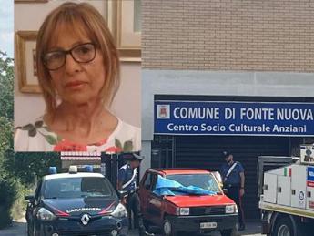 Femminicidio a Fonte Nuova, donna uccisa in auto dal marito. “Non accettava la separazione”