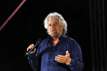 M5S, Grillo: “Simbolo, nome e doppio mandato pilastri non negoziabili”