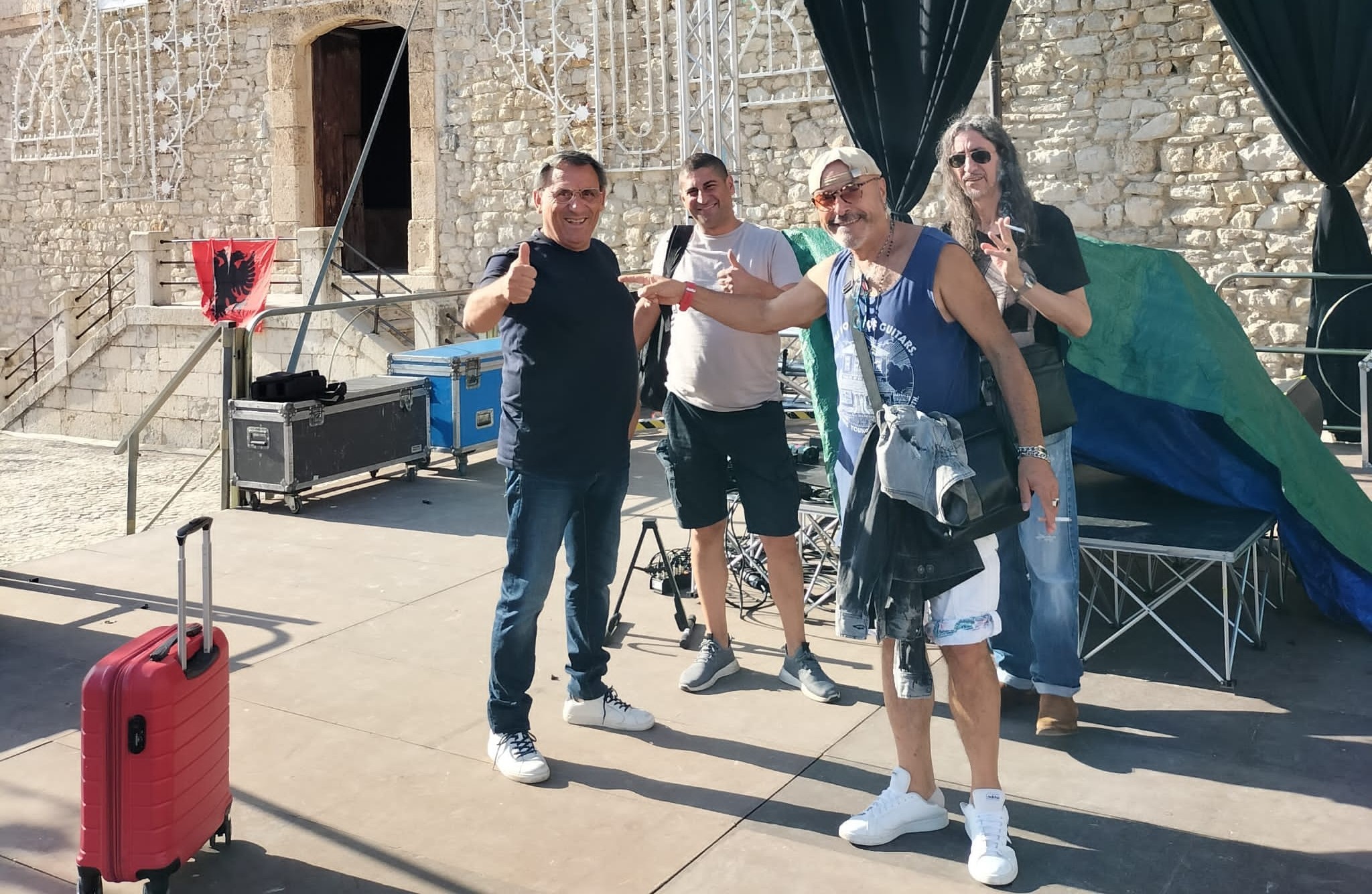 Bompensiere. In piazza Crocifisso attesa per il concerto de “L’Equipe 84” (ore 22)