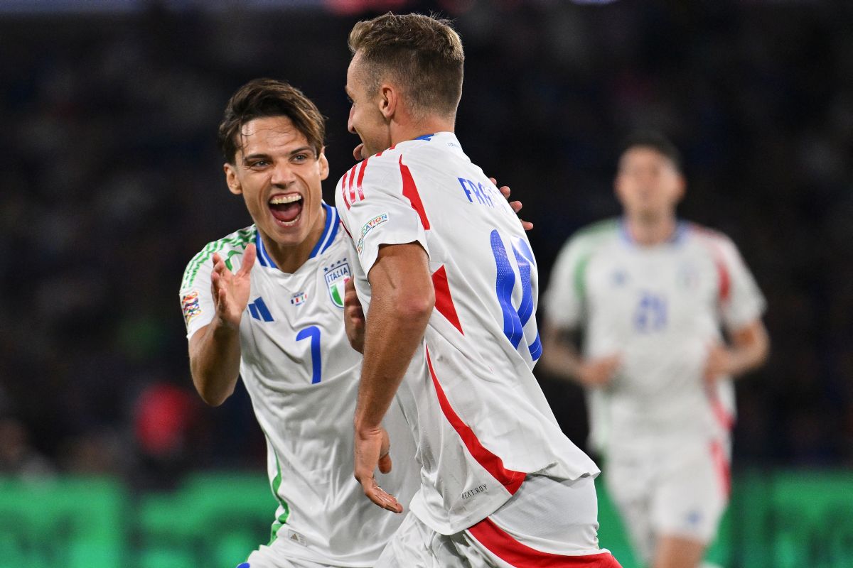 Una grande Italia illumina Parigi, Francia battuta 3-1