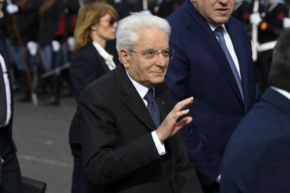 Mattarella: “Basta disparità, il lavoro ha bisogno delle donne”