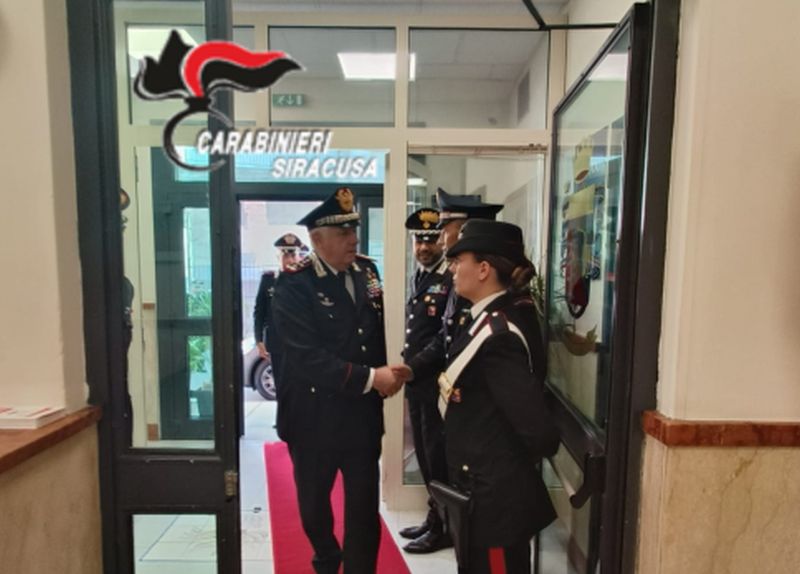 Siracusa, Luzi in visita al Comando provinciale dei Carabinieri