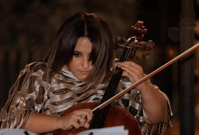 La violoncellista nissena Eliana Miraglia vola a Chicago: selezionata come primo violoncello al Chicago Summer Opera