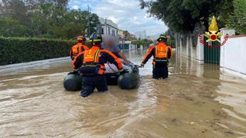 Alluvione Emilia-Romagna, meteo migliora ma situazione resta critica