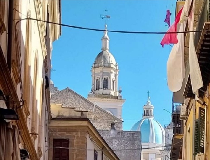 Il 7 settembre si presenta alla Biblioteca “Scarabelli” il volume “Caltanissetta” edito dall’Associazione Villaggio Letterario