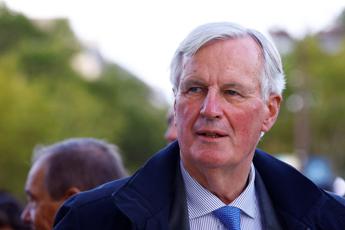 Francia, l’Eliseo annuncia il nuovo governo Barnier