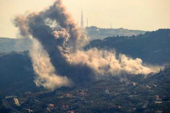 Israele bombarda sud del Libano: “Colpiti siti Hezbollah”