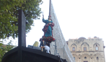 Palermo. Carro Trionfale di Santa Rosalia: sarà restaurato e l’11 ottobre sfilerà lungo il quartiere Sperone