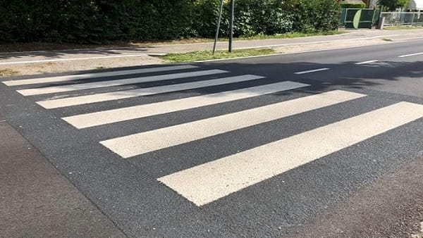 Anziana di 88 anni travolta e uccisa da un’auto mentre stava attraversando la strada sulle strisce pedonali