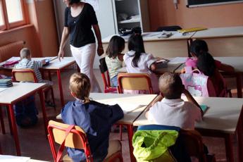 Troppi stranieri a scuola, sindaco Fondi: “Classi saranno rimodulate”