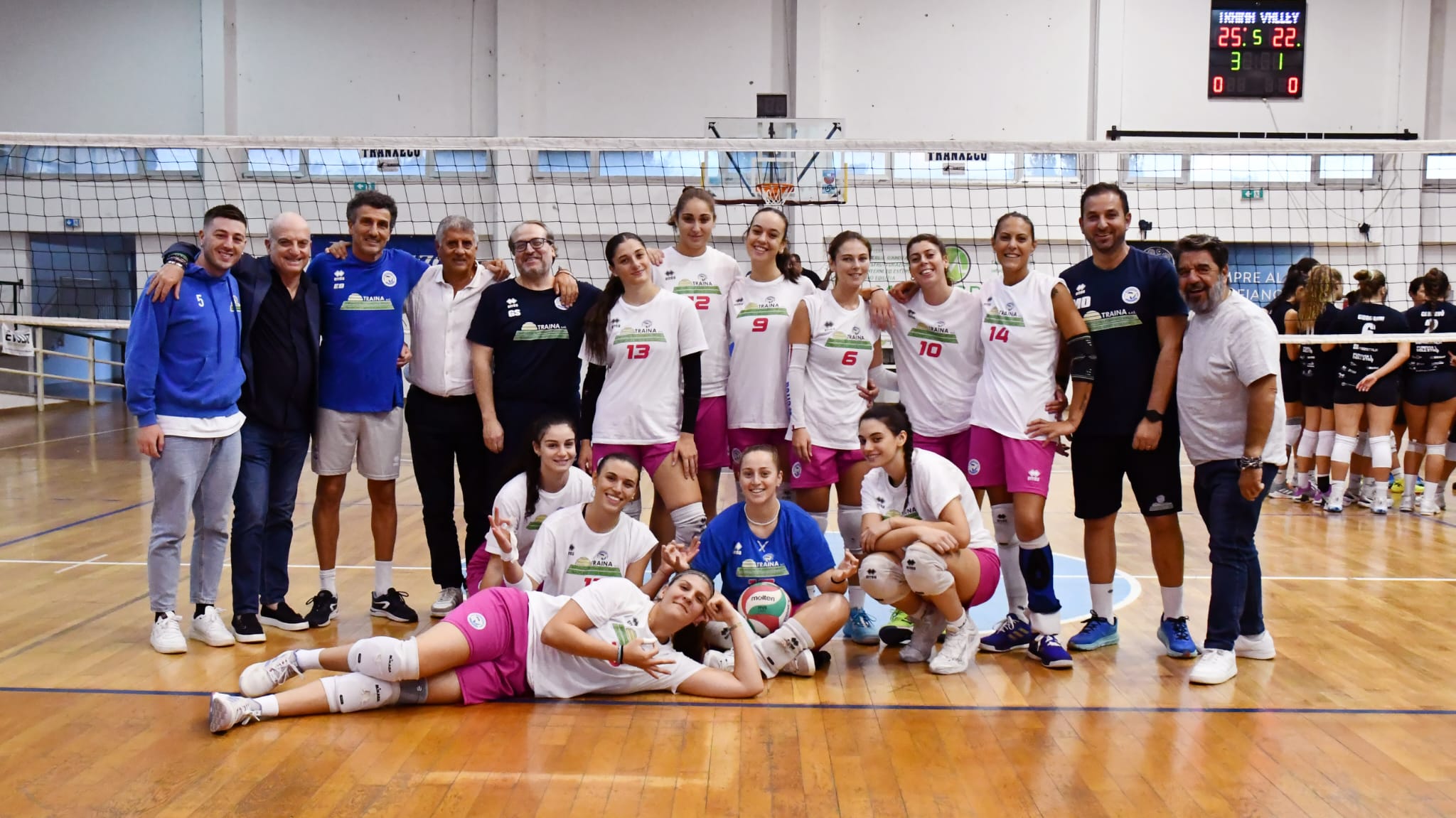 Pallavolo femminile B1. Battesimo di fuoco per la Traina Albaverde sul campo del Crotone