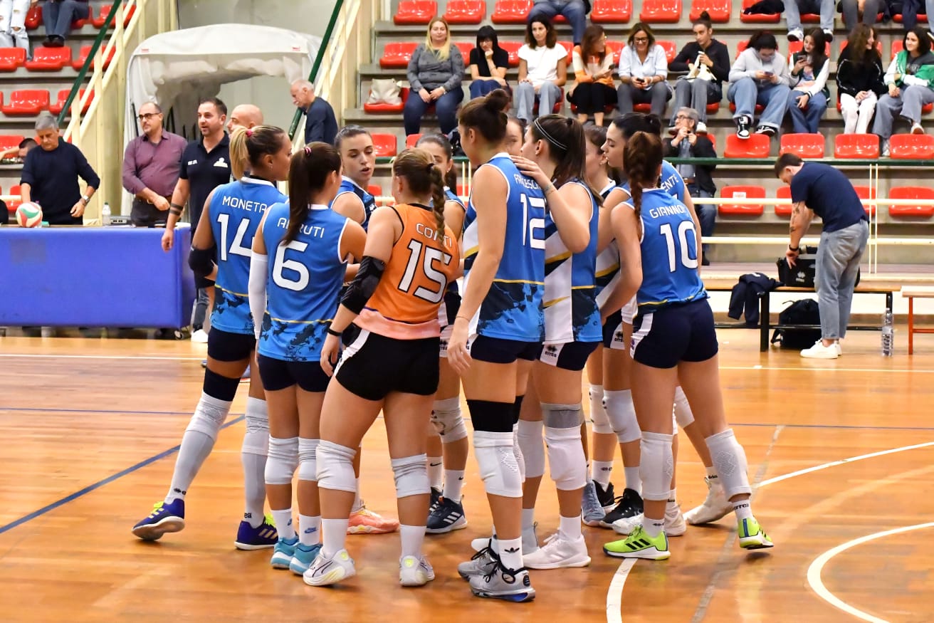 Pallavolo femminile B1. La Traina cede 0-3 al Pala Cannizzaro alla vice capolista Fasano