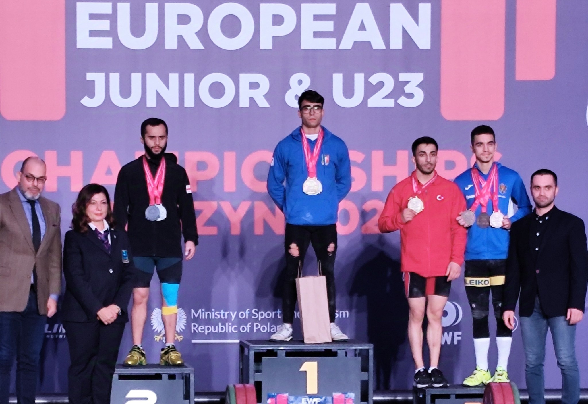 Pesistica. Il nisseno Federico La Barbera (Fiamme Oro) si riconferma Campione Europeo Under 23: i complimenti del Questore