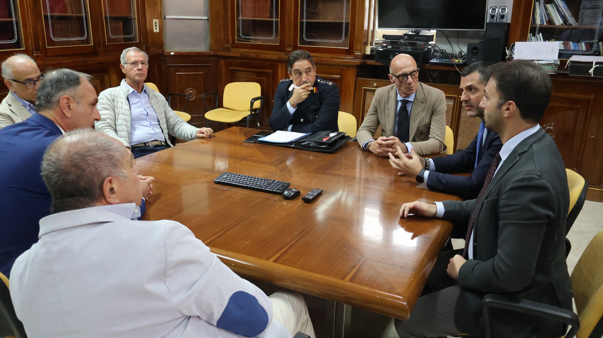 Caltanissetta. Sicurezza urbana nel Centro Storico, l’Amministrazione incontra le associazioni delle Forze dell’Ordine