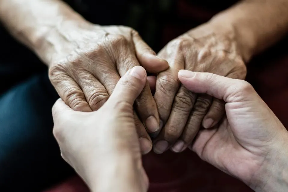 Caltanissetta. Bonus “Una tantum caregiver familiare”, pubblicati gli elenchi dei beneficiari