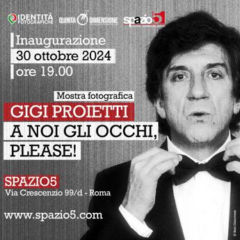 ‘A noi gli occhi, please!’, a Roma una mostra fotografica celebra Gigi Proietti