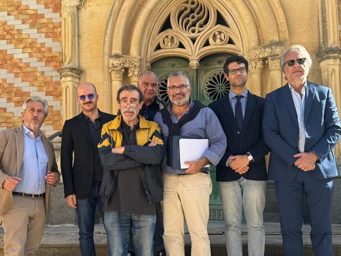 Caltanissetta. La II Commissione Consiliare “Assetto del Territorio” in visita al cimitero “Angeli”