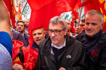 Landini in piazza con lavoratori automotive: “Grave crisi settore, inascoltati dal governo”