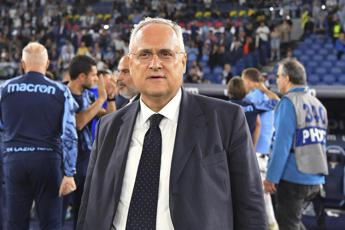 Lazio, Lotito: “Sarri non governava più lo spogliatoio. De Rossi? Era molto legato alla Roma”