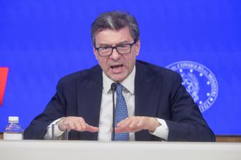 Manovra, Giorgetti: “Confermato cuneo fiscale, nessuna novità sul catasto”