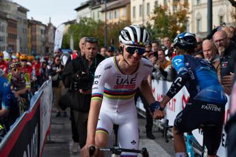 Pogacar, altra impresa: vince il Lombardia per 4 volte consecutive come Coppi