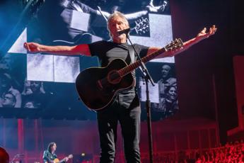 Roger Waters attacca l’Italia: “Vergogna per aver giocato il match di Nations League con Israele”