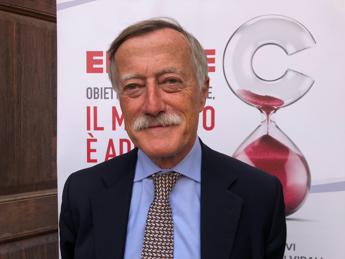 Salute, Andreoni: “Con screening Hcv individuati oltre 13mila italiani con virus”