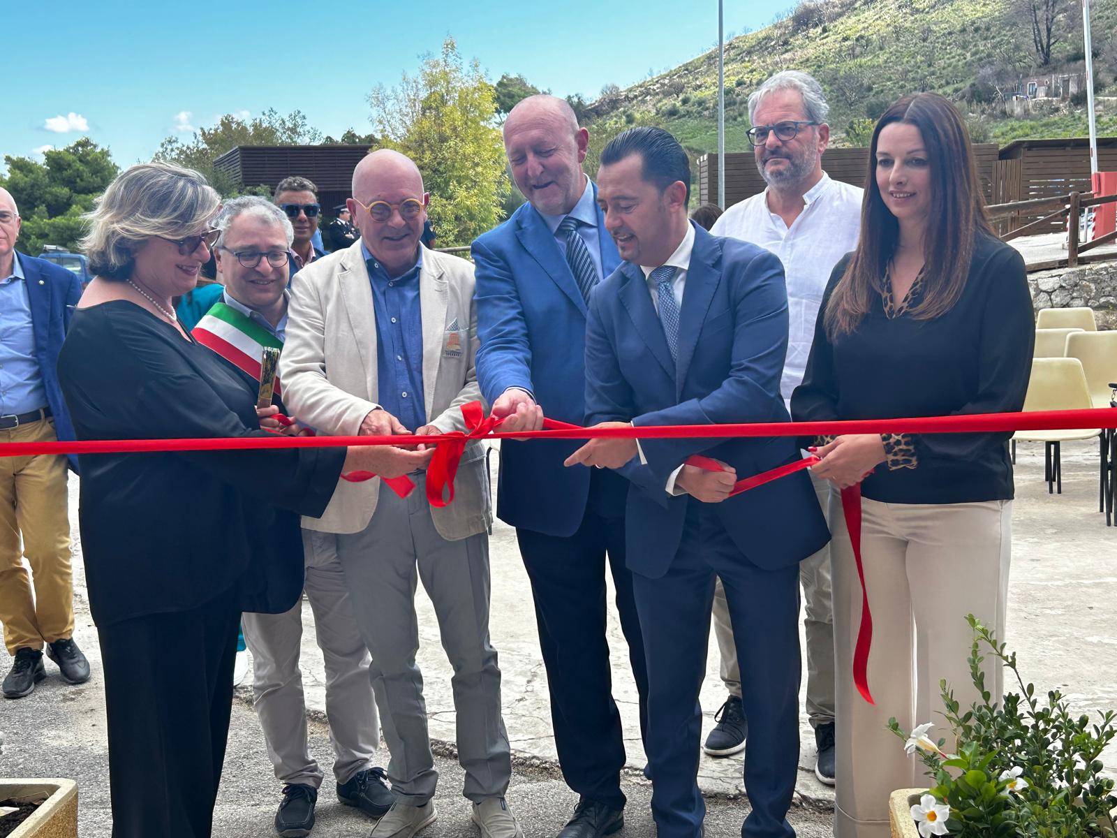 Parco archeologico di Segesta, restyling per la zona di prima accoglienza: inaugurato il nuovo front office