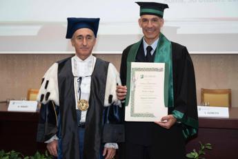 Università Tor Vergata, Dottorato Honoris Causa in Ingegneria Industriale a astronauta Walter Villadei