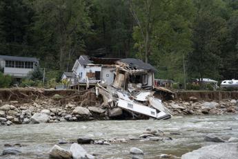 Usa, almeno 190 morti per uragano Helene: un milione senza elettricità