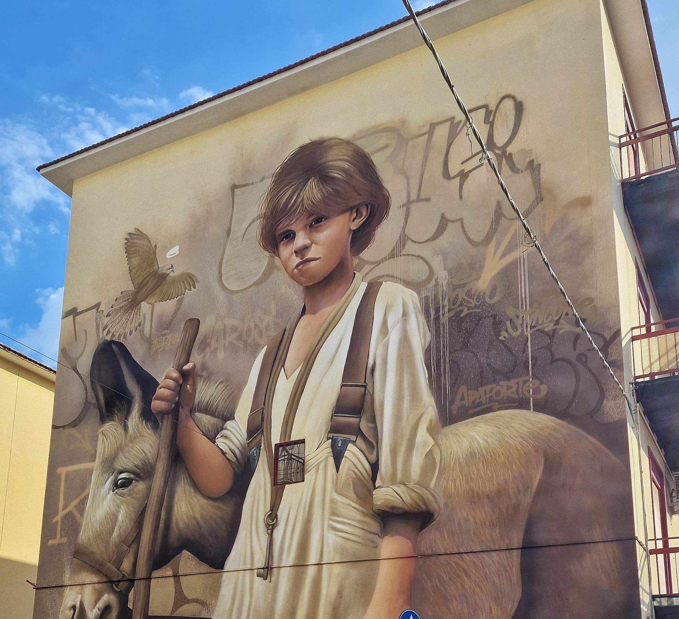 Serradifalco. Il Murales “I Carusi” di Giulio Rosk 17° nella piattaforma mondiale “Street Art Cities”