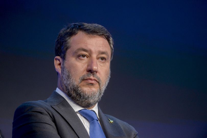 Scioperi, Salvini: “Senza rispetto delle norme limiterò fascia oraria”