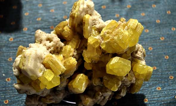 Caltanissetta. Il 10 novembre si conclude all’Hotel San Michele il Sicily Mineral Show con la 46^ Mostra del Minerale e del Fossile