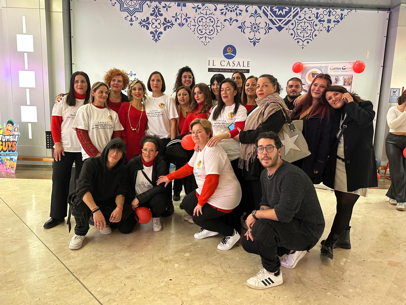 Caltanissetta. IPSIA Galileo Galilei, il flash mob degli studenti del corso serale per la Giornata contro la violenza sulle donne