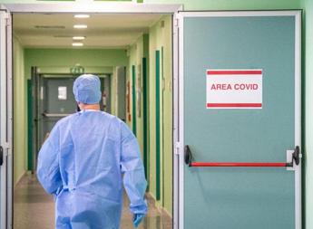 Covid, no a risarcimento per morte 85enne contagiato in ospedale