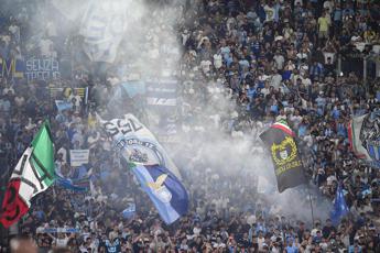 Lazio, vietata la trasferta contro l’Ajax: “Rischio scontri antisemiti”