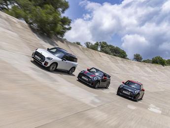 MINI John Cooper Works, cresce la famiglia