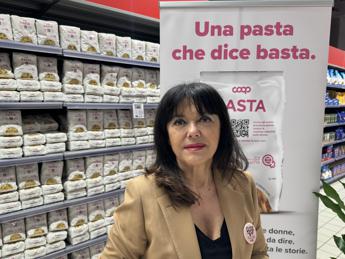 Violenza su donne, Latini (Coop Italia): “Numero anti-violenza su 500 nostri prodotti”