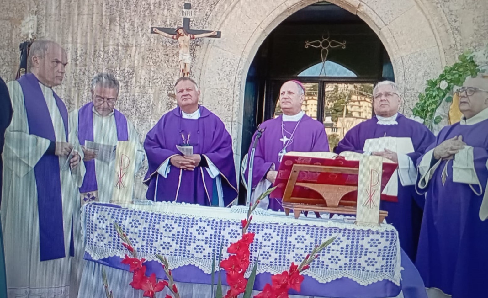 Mussomeli, Messa comunitaria per i Defunti al Camposanto. Presiede mons. Francesco Lomanto