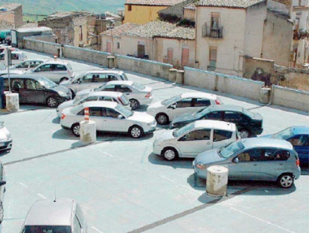 Caltanissetta. Parcheggio multipiano di Medaglie d’oro: chiusura temporanea di alcuni livelli per lavori di ammodernamento