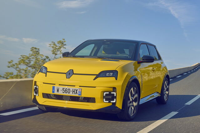 La nuova Renault 5 E-Tech è arrivata da RN Motors ad Agrigento e Caltanissetta: la city car brillante ed agile dalla grande tradizione