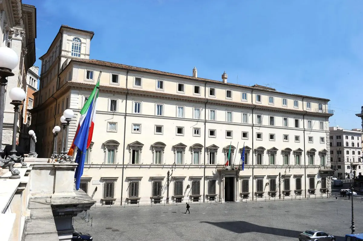 Vertice sui migranti, Palazzo Chigi: “Avanti con soluzioni innovative”