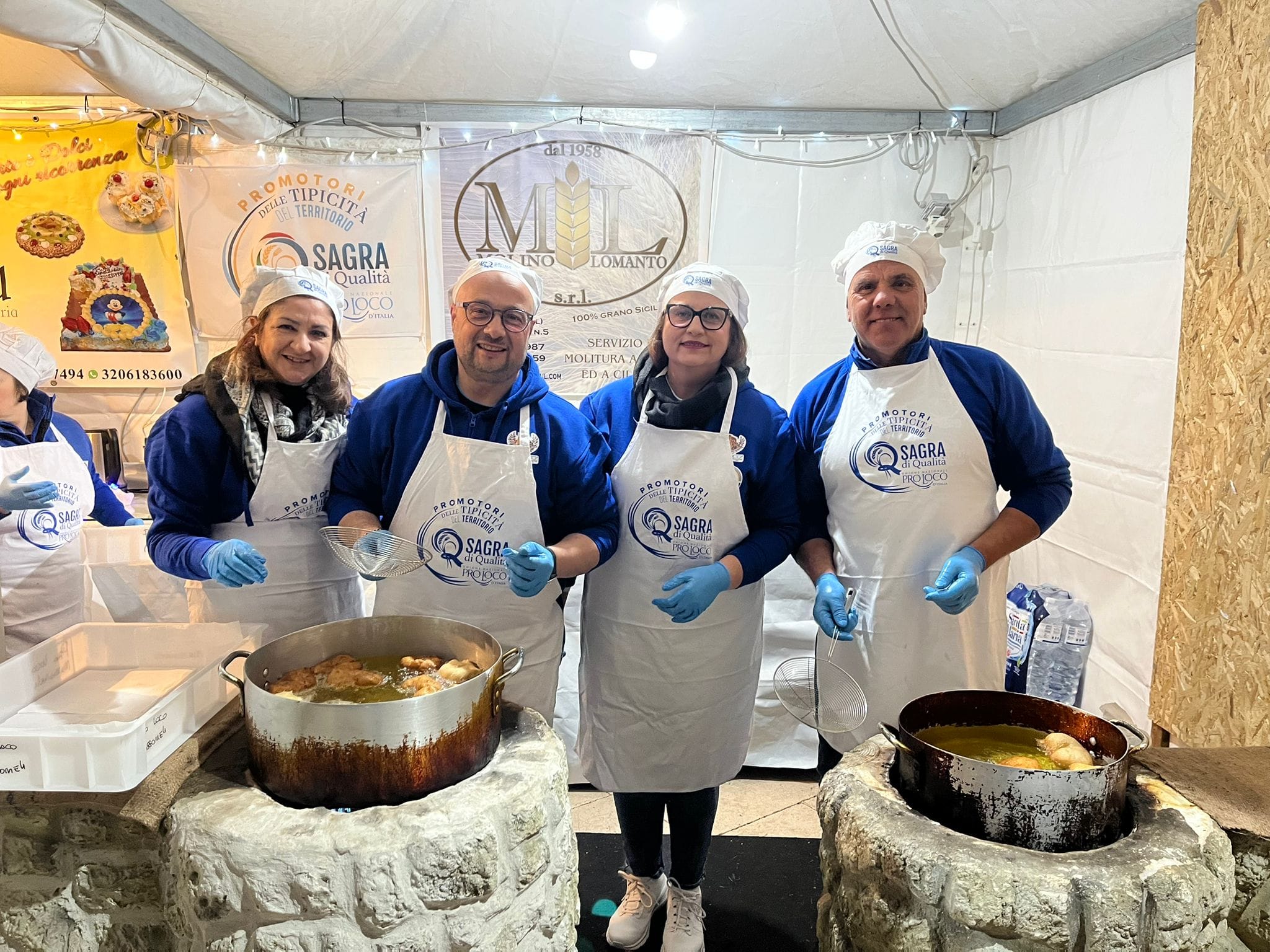 8^ “Sagra della Guasteddra” a Mussomeli fornelli accesi in piazza Umberto. Degustazione e Mercatini di Natale tra freddo e pioggia