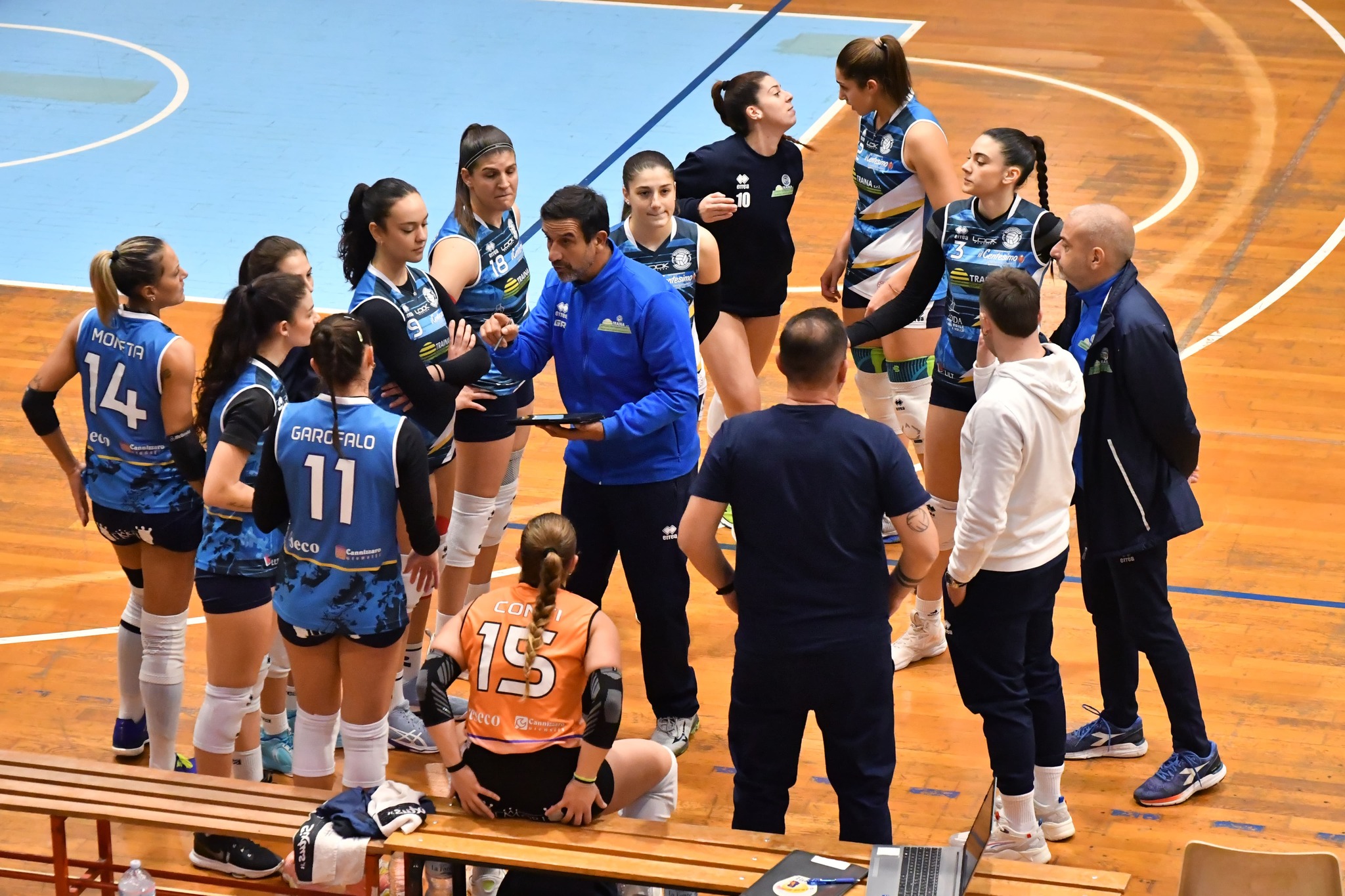 Pallavolo femminile B1. La Traina cerca la vittoria piena nell’ultima gara del 2024 con la Lu.Vo Barattoli Arzano