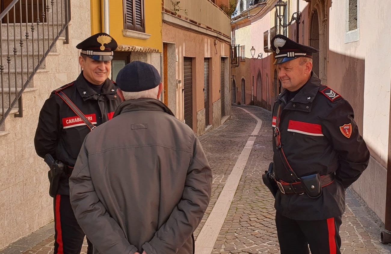 Anziano sventa truffa del finto carabiniere e fa arrestare il truffatore dai veri militari dell’Arma