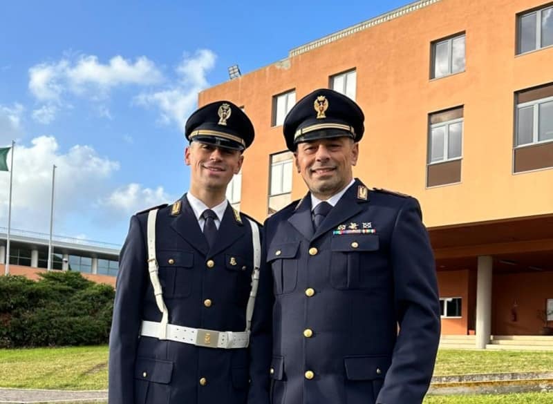 Caltanissetta. Gli allievi Ispettori di Polizia nisseni Yuri e Luca hanno giurato davanti ai loro padri Massimiliano Occhipinti e Massimo Bellanca