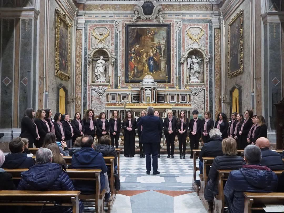 Concerto di Natale a Mussomeli nella chiesa Madre. Arrivano le coriste della”Resonantiae Camera Chorus”