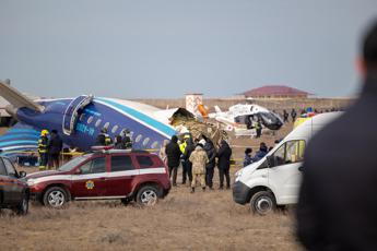 Aereo precipitato in Kazakistan, Turchia indaga: nominata commissione di esperti