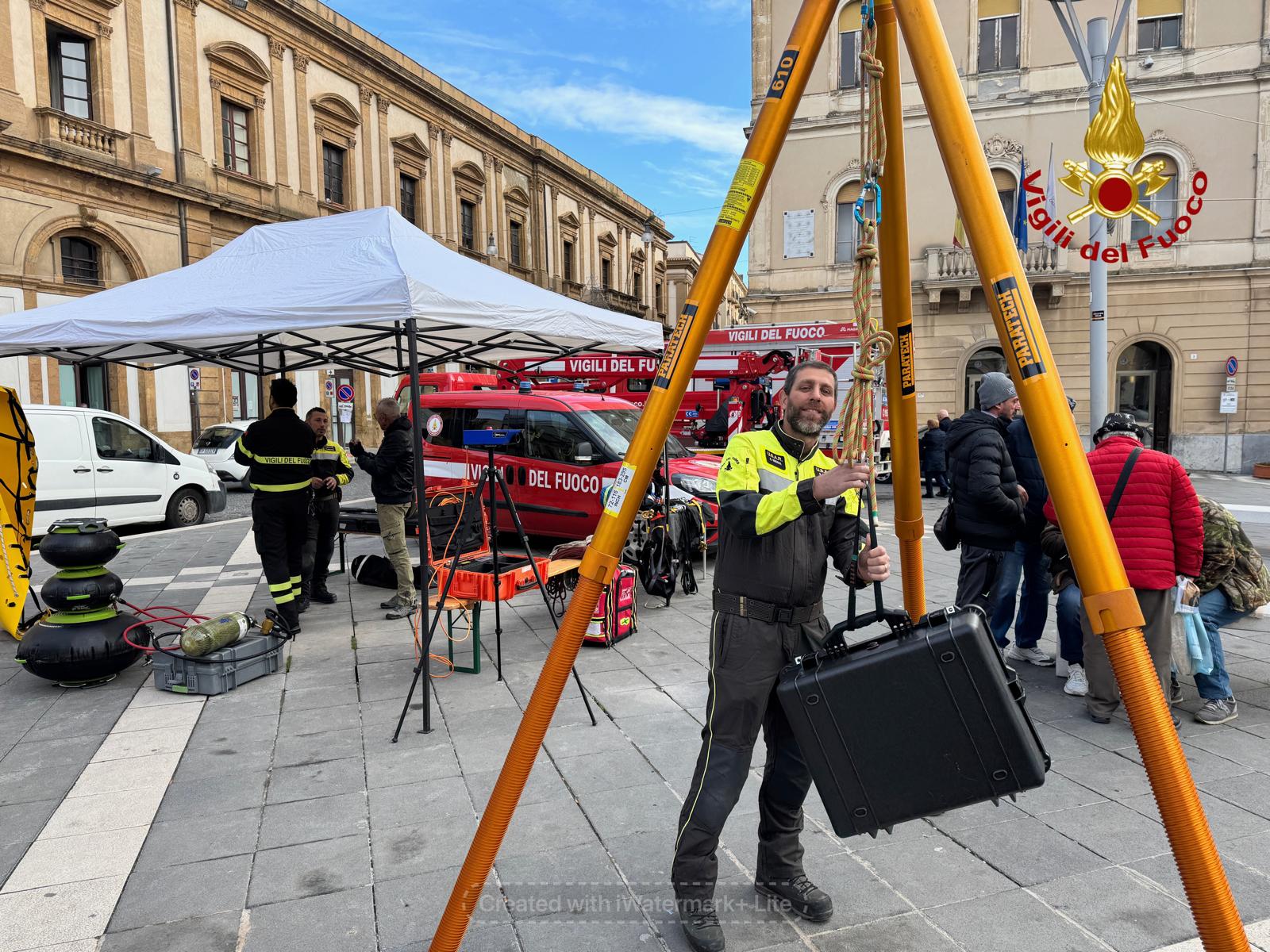 Caltanissetta. I Vigili del Fuoco celebrano Santa Barbara: patrona del Corpo